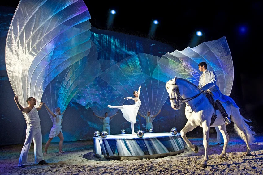 Cavalluna "Die Farben des Lebens"