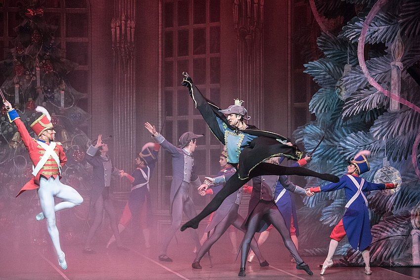 Der Nussknacker - International Festival Ballet