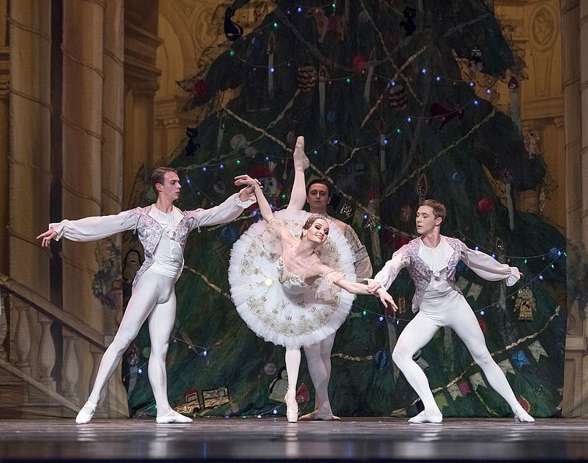 Der Nussknacker - International Festival Ballet