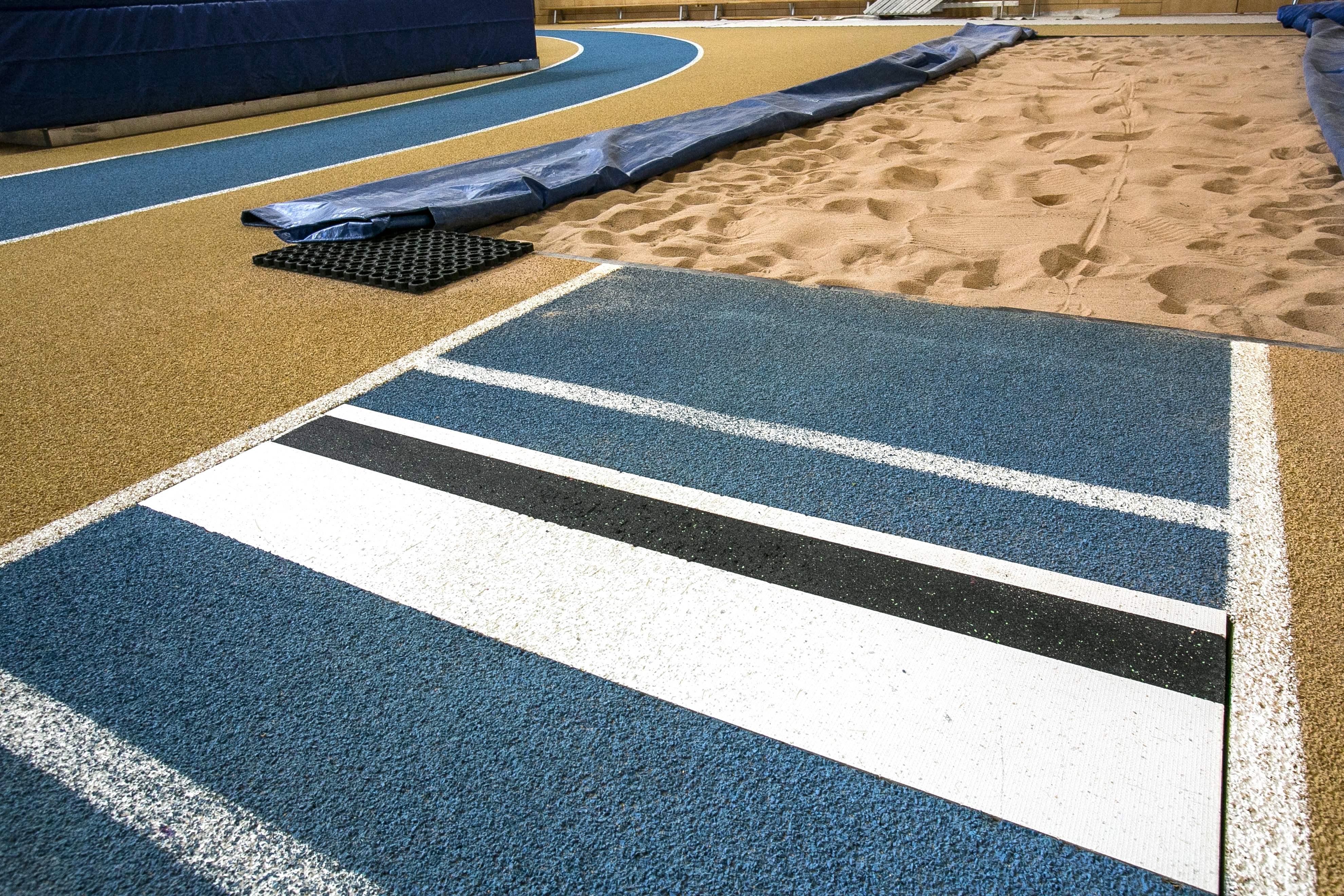Olympiaworld Innsbruck sand long jump pool