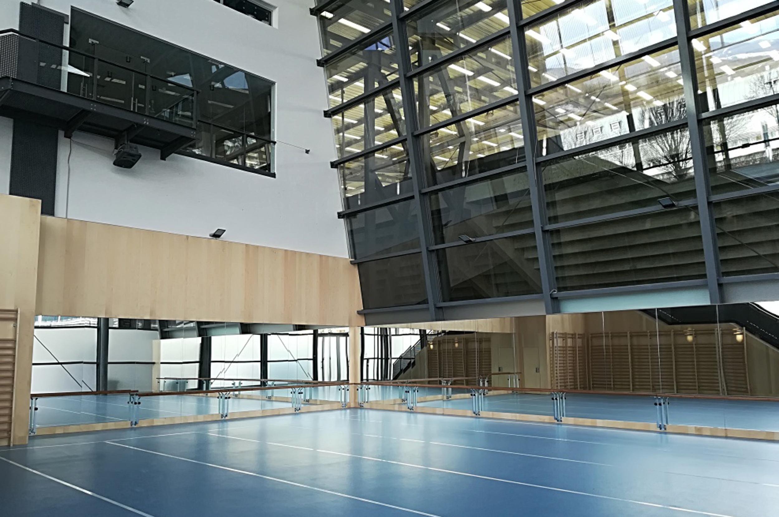 Olympiaworld Innsbruck cheerleading hall